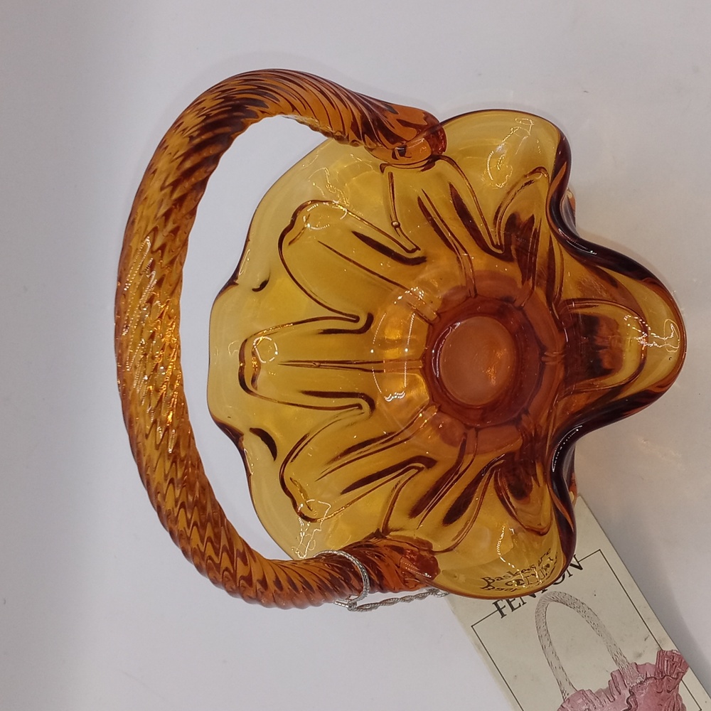Vintage Fenton Art Glass Amber Gold Lamb's Tongue Wedding Shower Basket USA Made - Picture 2 of 6